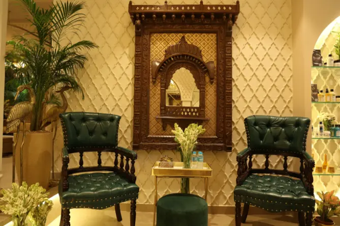 Heritage Jharokha & Consultation Nook