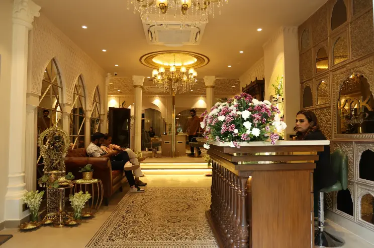 Grand Reception & Welcome Lounge